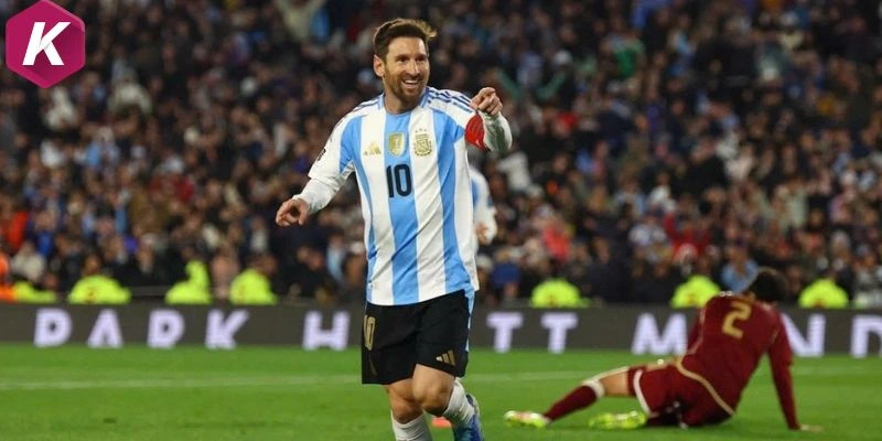 Lionel Messi vẫn góp mặt trong nhóm cạnh tranh Vua phá lưới