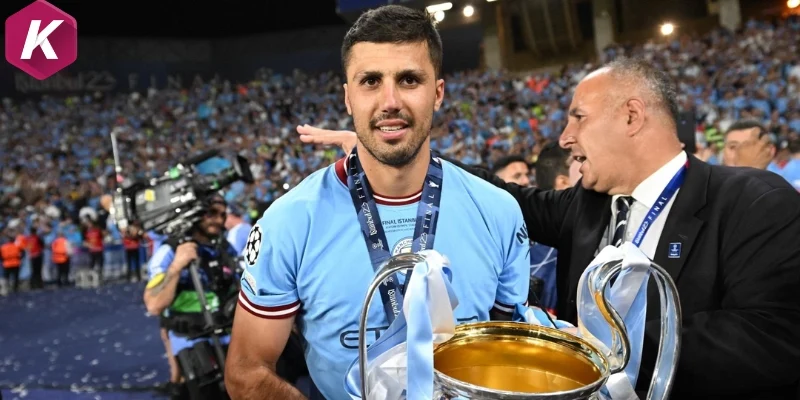 Real Madrid tăng tốc kế hoạch chiêu mộ Rodri