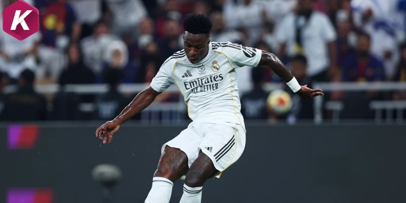Vinicius mang đến phương án tấn công mới cho Arsenal